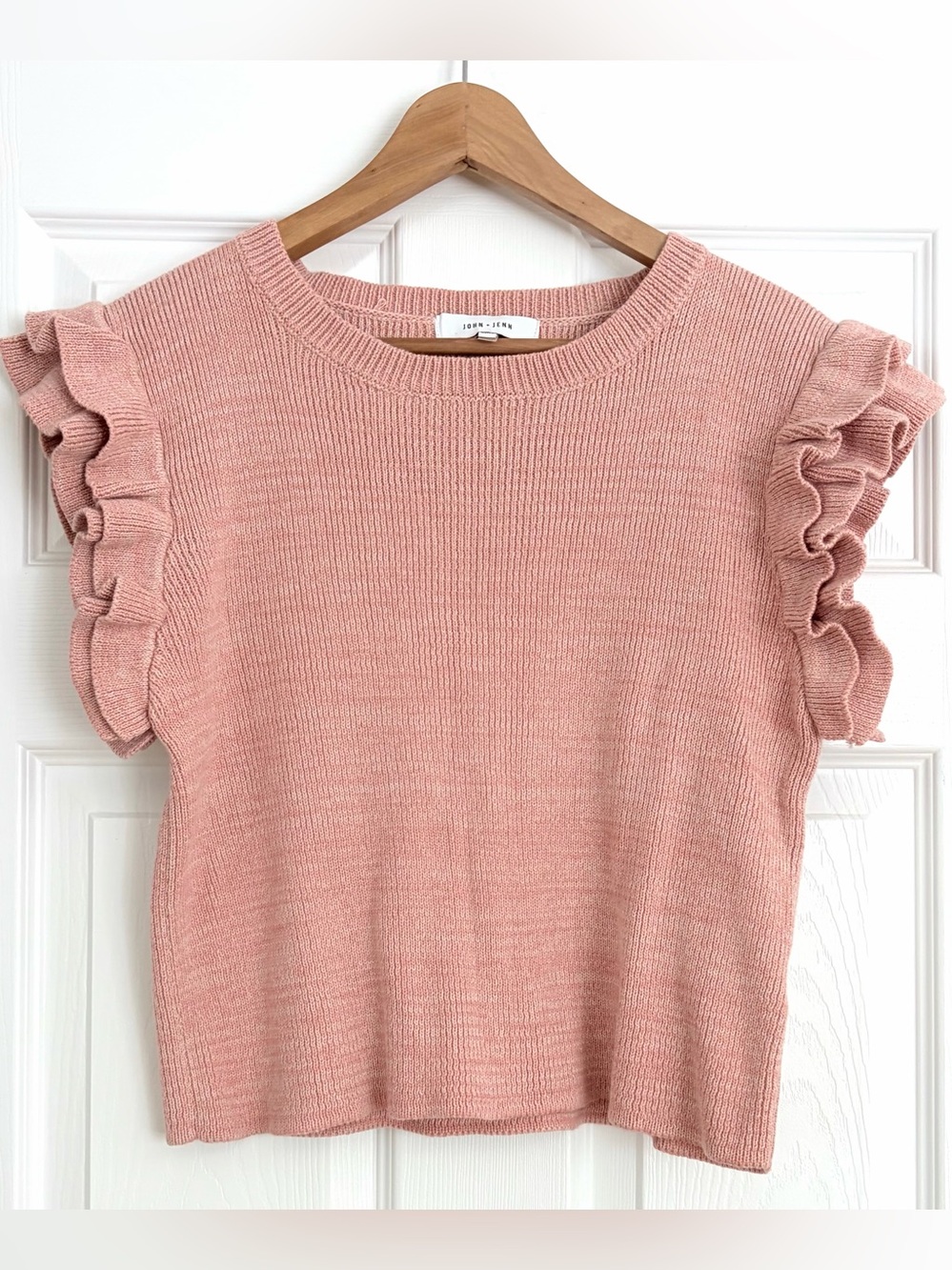 John + Jenn Pink Ruffle Sleeve Knit Top Size M